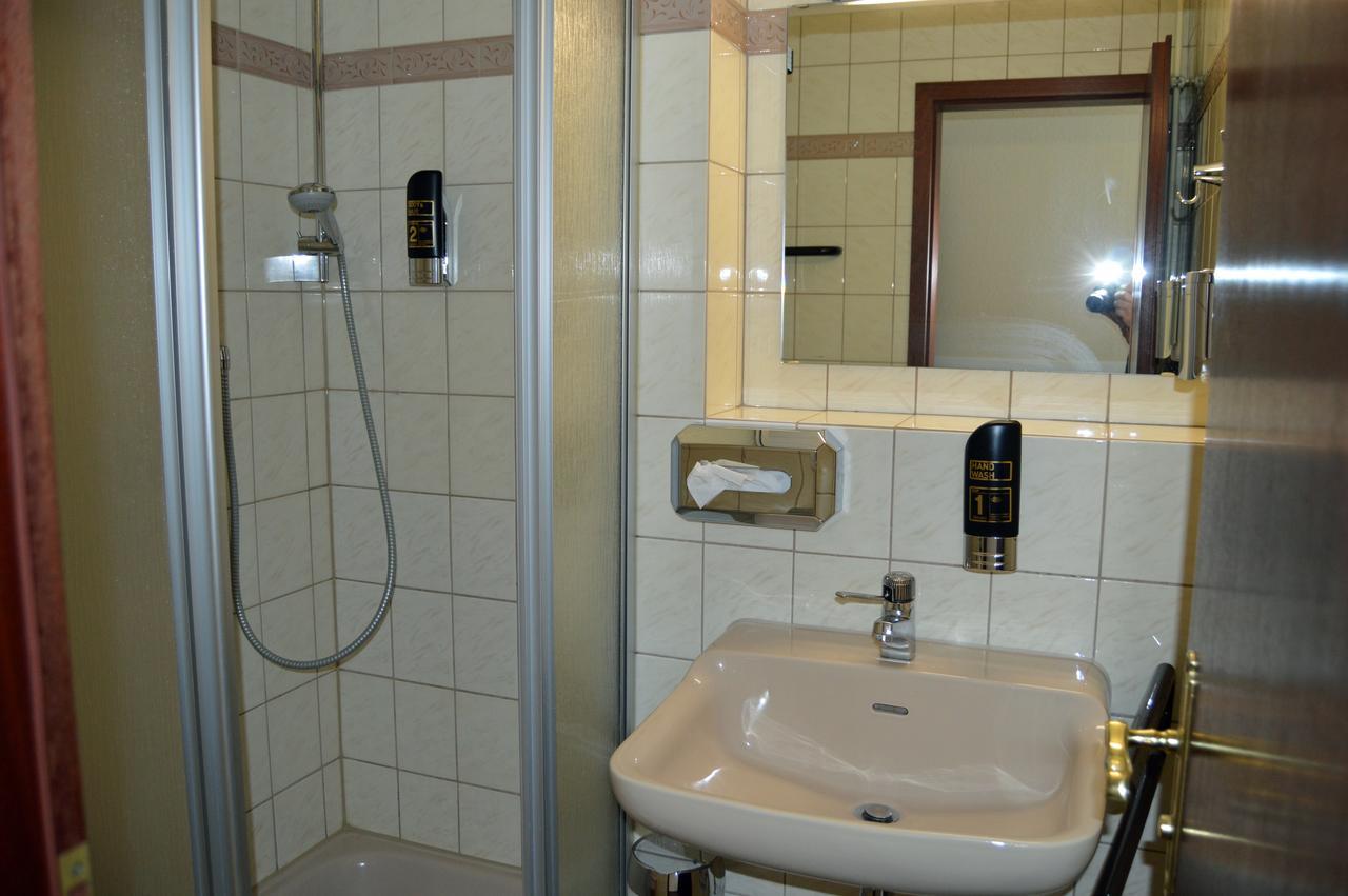G&H Hotel Rosengarten Buitenkant foto
